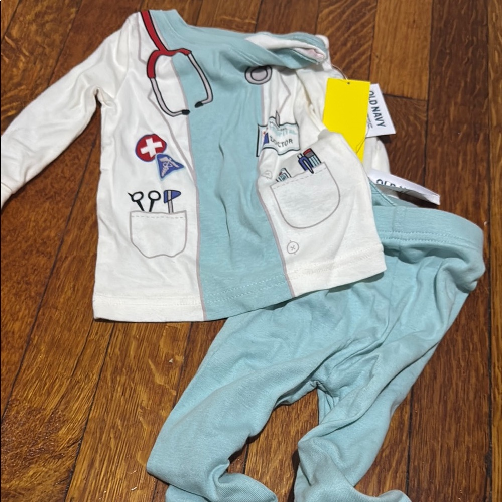 Old Navy Blue and White Pajama Set Cozy Sleepwear